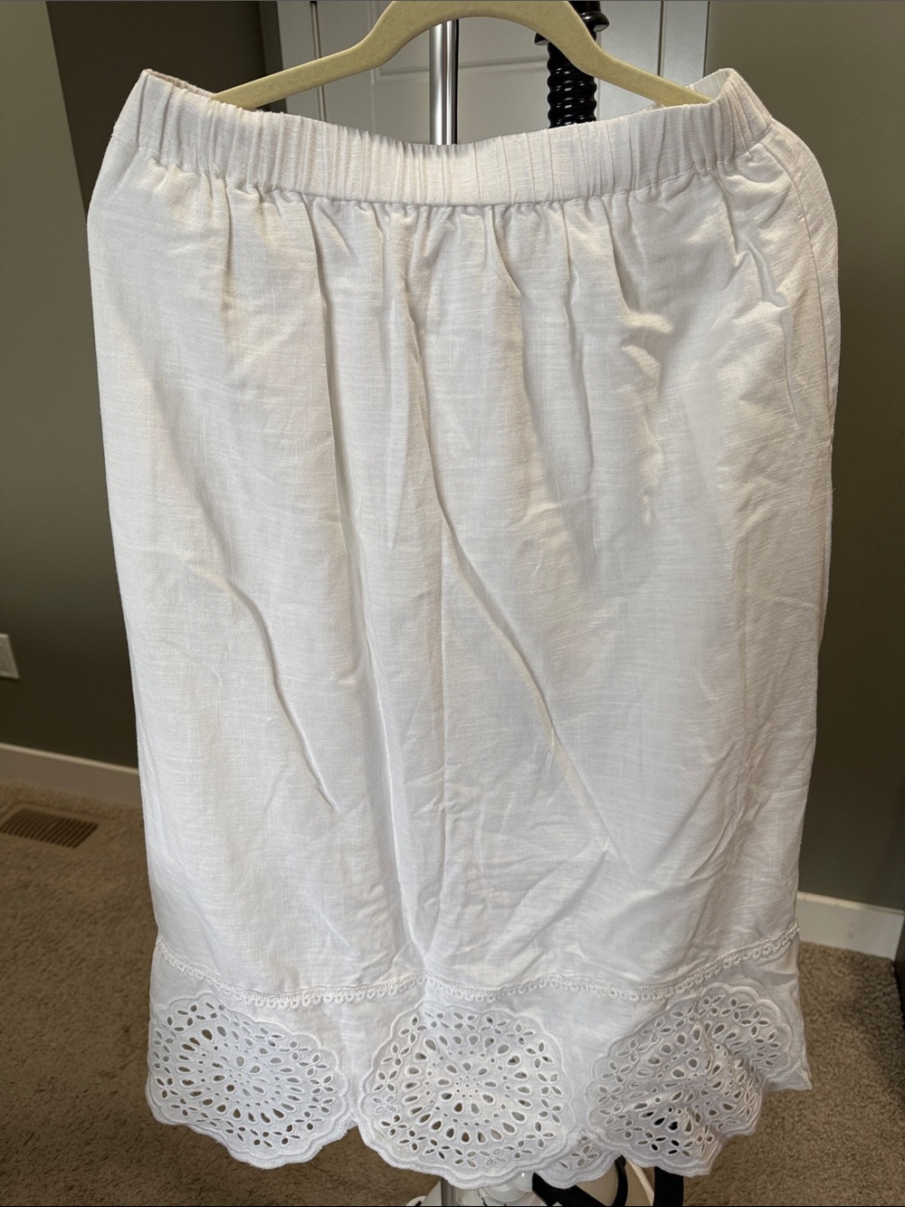 Classic White Eyelet Midi Skirt with Elastic Waist